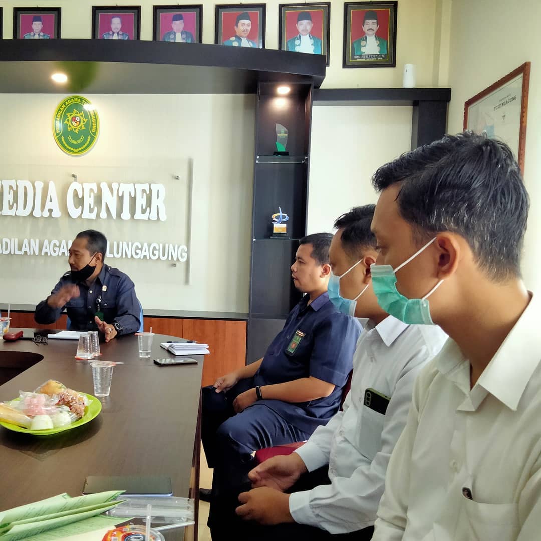 news 03 17 coffee morning 1