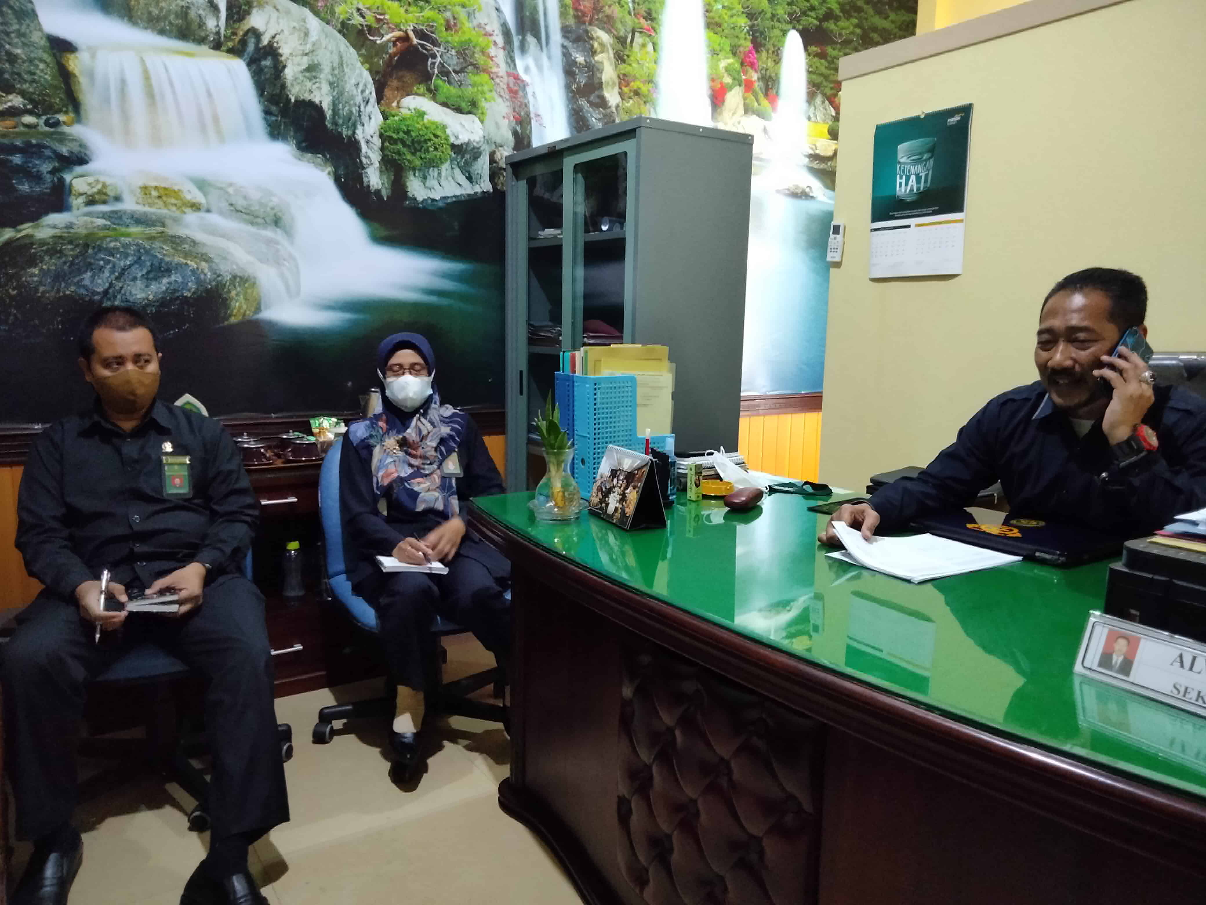 rapat kesekret 6 10 1